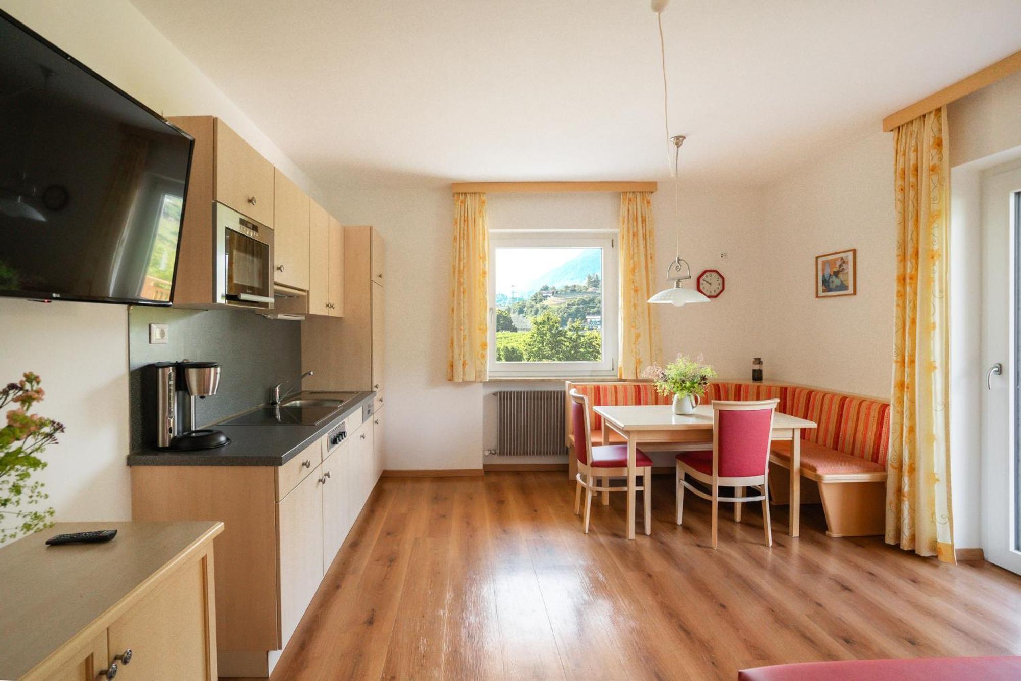 Apartment Hoferhof Lana